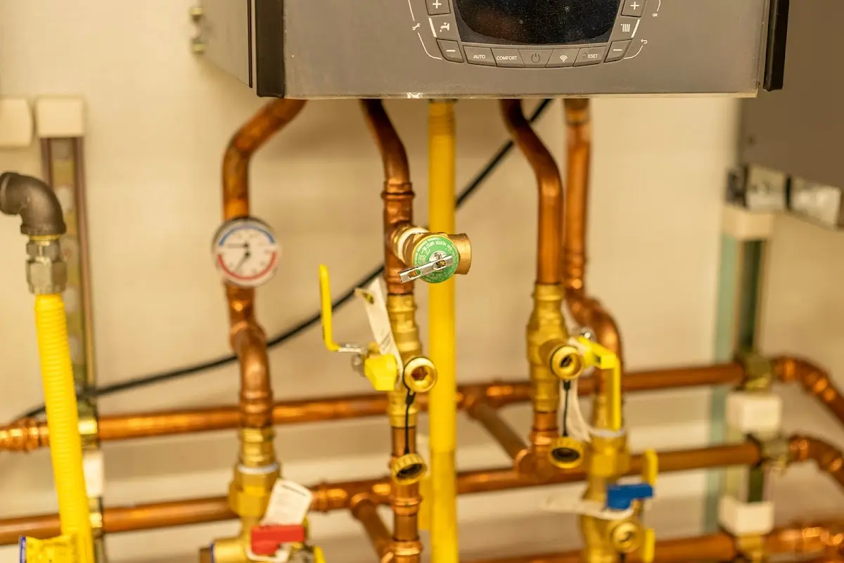 Licensed technician providing Sewer Cleanout for a homeowner in Kawkawlin